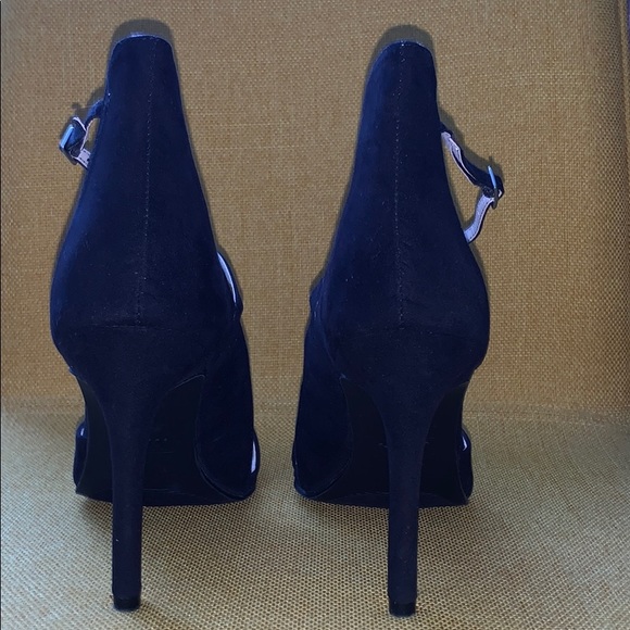 Asymmetric Black Heels S-7 - Picture 3 of 7